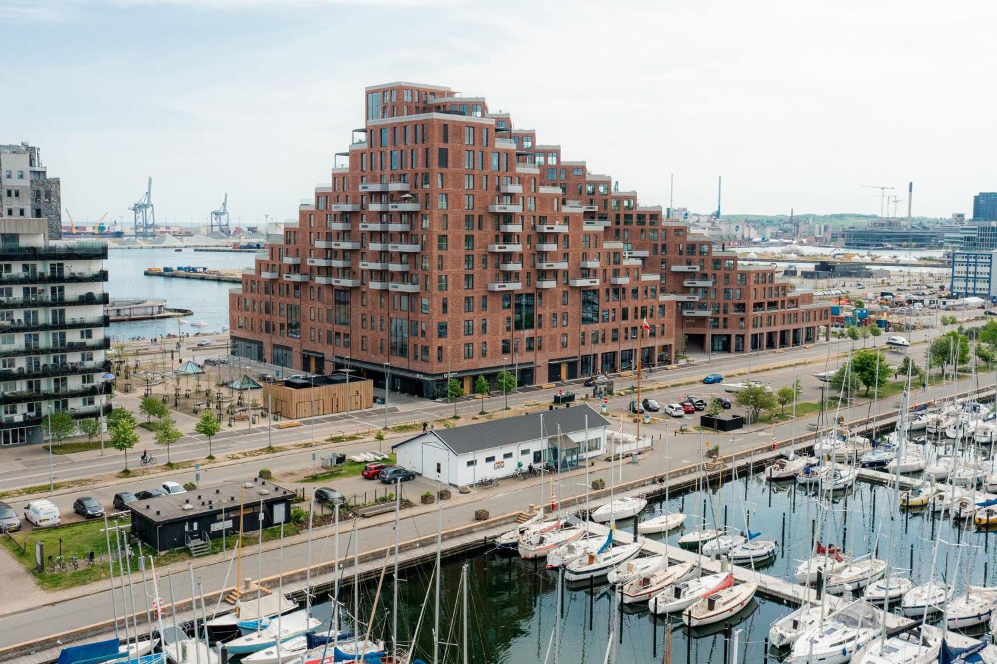 Spacious Waterfront With Marina And Sea View Aarhus