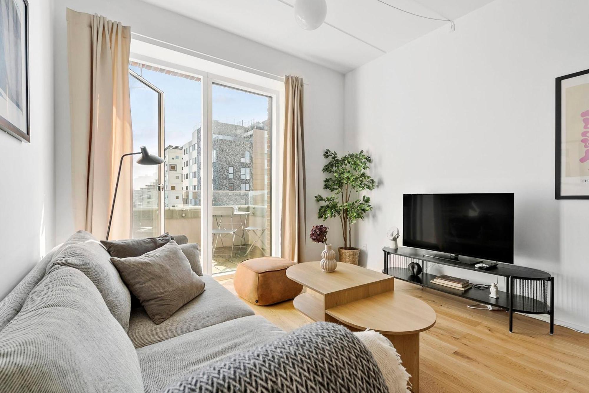 Spacious Waterfront With Marina And Sea View Apartment Aarhus